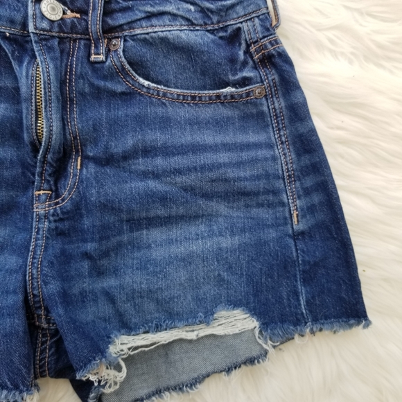 American Eagle Denim Distressed Tomgirl Shorts 4 - Picture 9 of 14